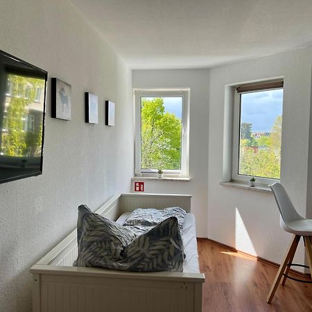 Schickes Einzimmerapartment Nahe Uniklinik Magdeburg Bagian luar foto