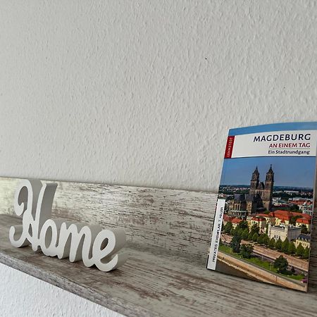 Schickes Einzimmerapartment Nahe Uniklinik Magdeburg Bagian luar foto